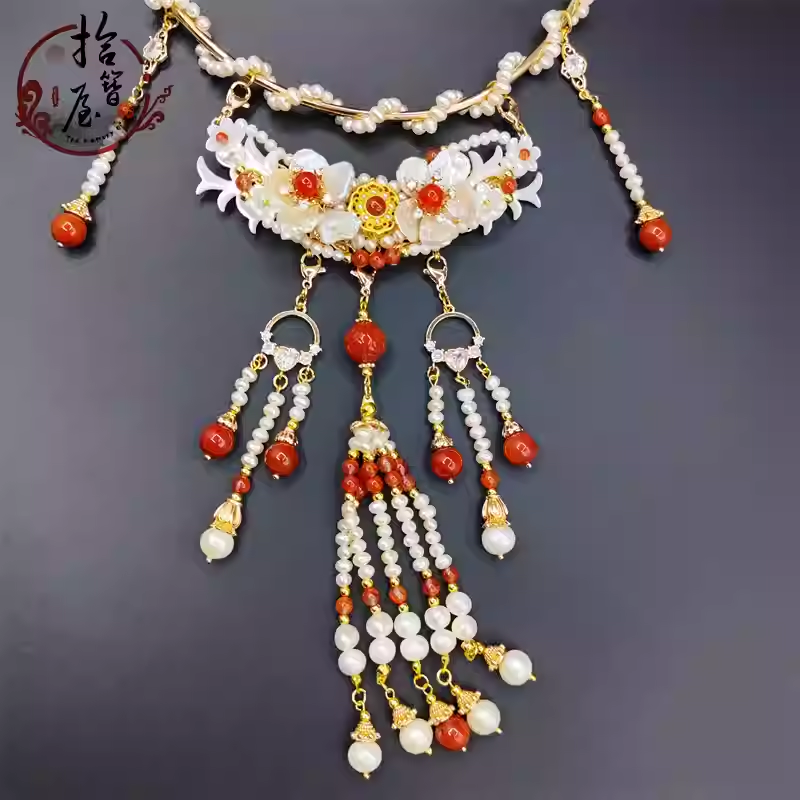 Original handmade retro colla