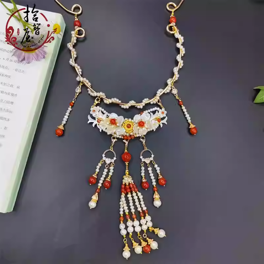 Original handmade retro colla