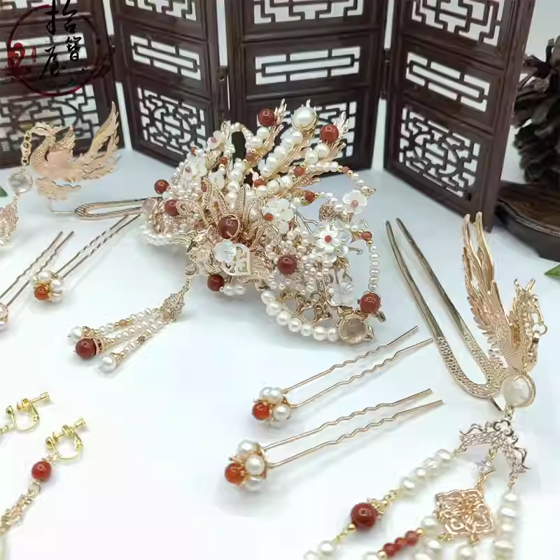 Bridal wedding hair ornament set